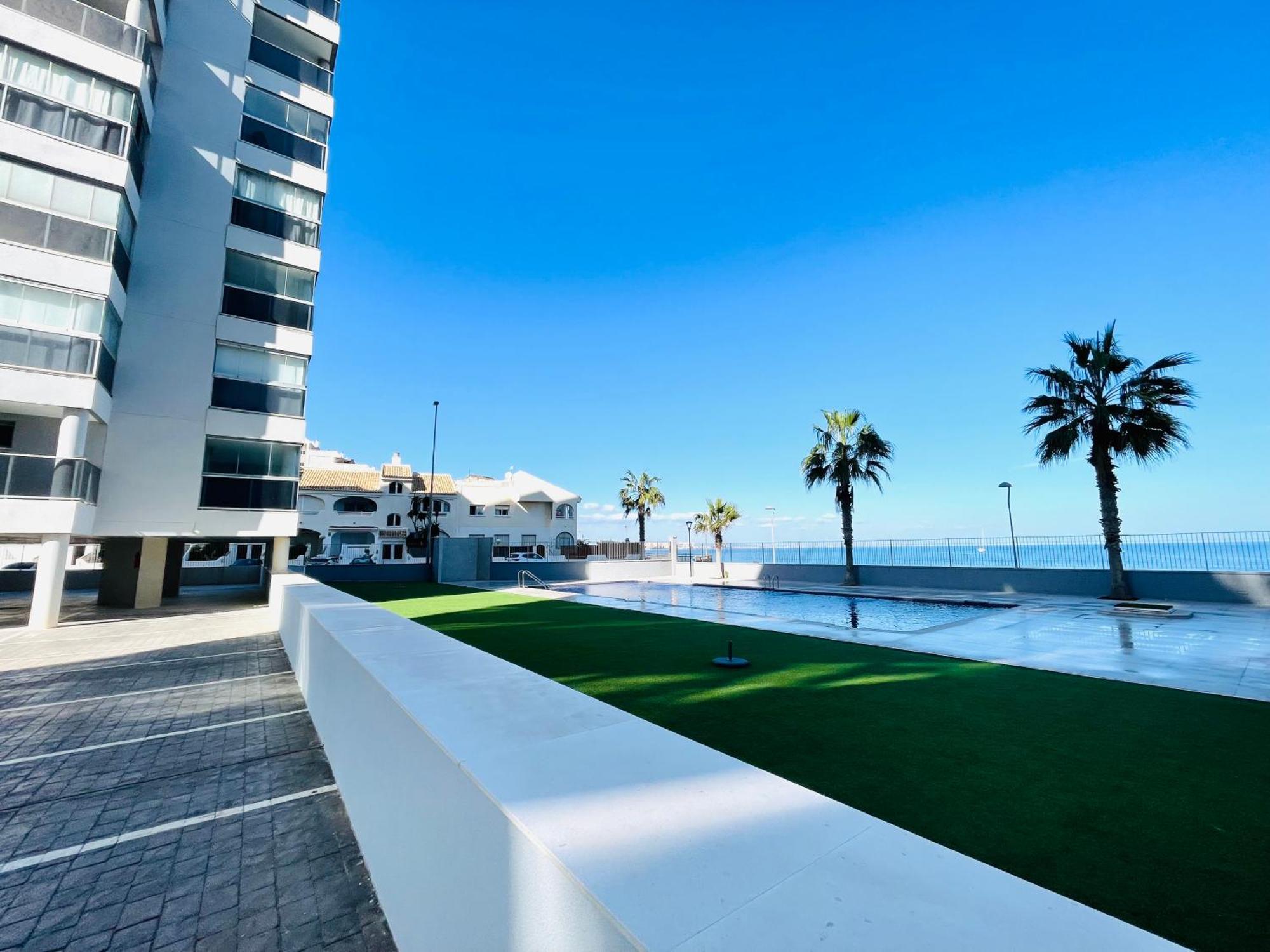 Apartamento En Primera Linea Con Vistas A La Playa Ensenada Del Esparto Del Residencial Vina Del Mar Apartment La Manga del Mar Menor Luaran gambar